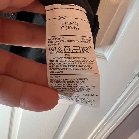 Old Navy Boys Activewear Gray Long Sleeve Shirts 10/12 - Picture 8 of 9